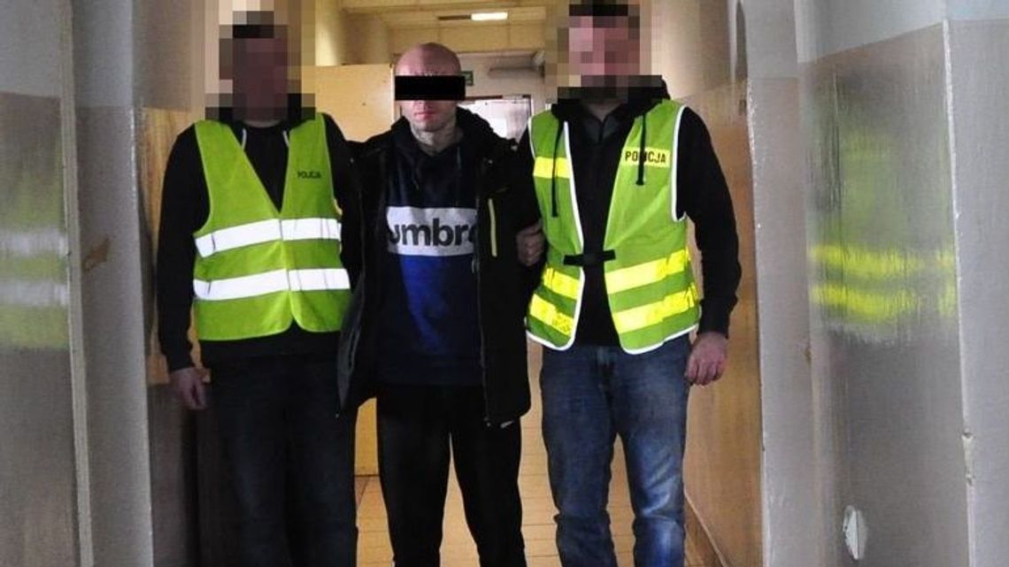 Poszukiwany dwoma listami gończymi. Chciał uciec do Holandii