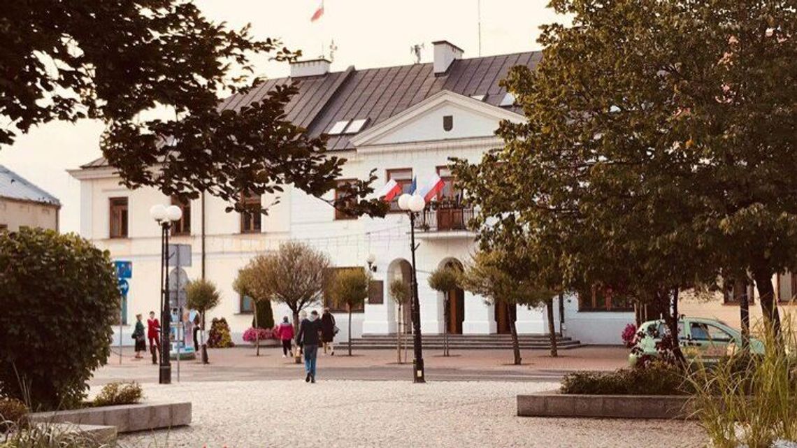 Poszukiwany kierownik do referatu przedsiębiorczości. Zarobki? Zgodnie z rozporządzeniem