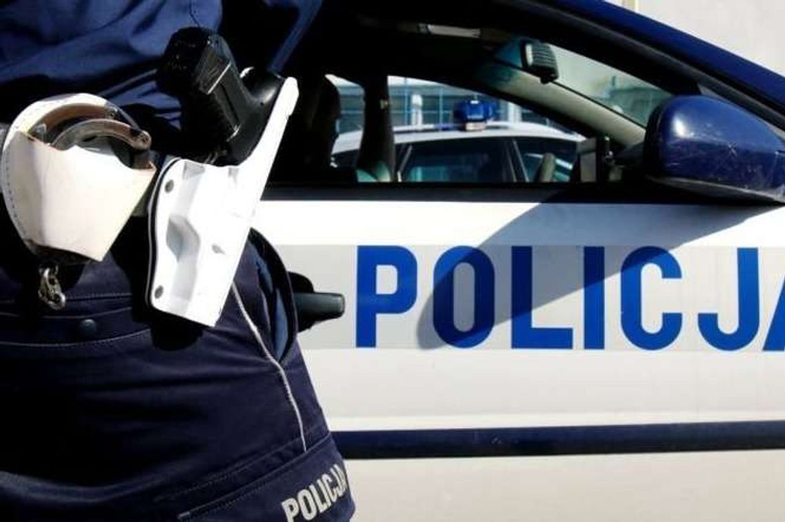 Poszukiwany listem gończym wpadł na czerwonym świetle