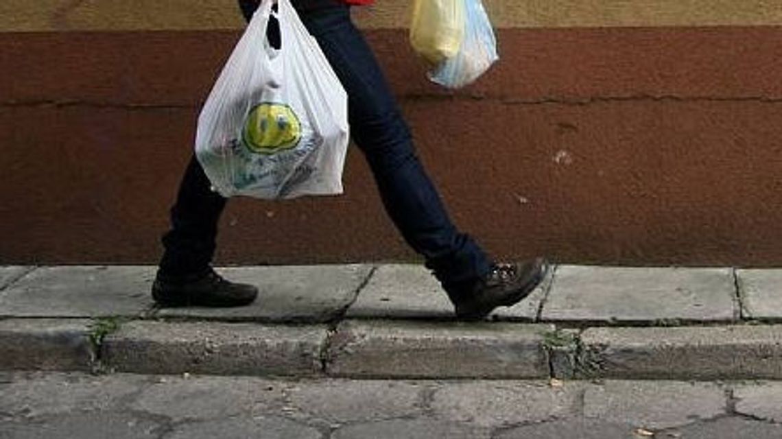 Poszukiwany przez policję wpadł na zakupach w Dysie