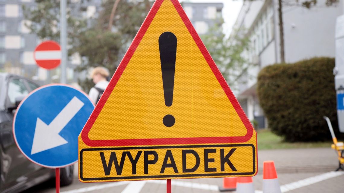 Potrącenie pieszego na trasie Łęczna-Włodawa. Jezdnia jest zablokowana Potrącenie pieszego na trasie Łęczna-Włodawa. Jezdnia jest zablokowana