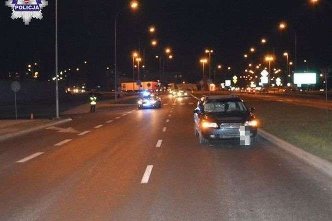 Potrącił 19-latka na przejściu dla pieszych. Zabrali mu prawo jazdy Potrącił 19-latka na przejściu dla pieszych. Zabrali mu prawo jazdy