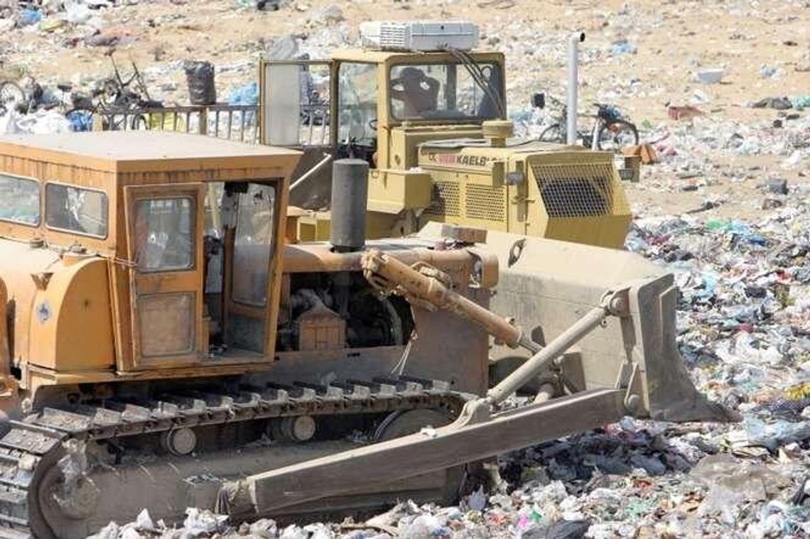 Potrzebny spychacz na prima aprilis Potrzebny spychacz na prima aprilis