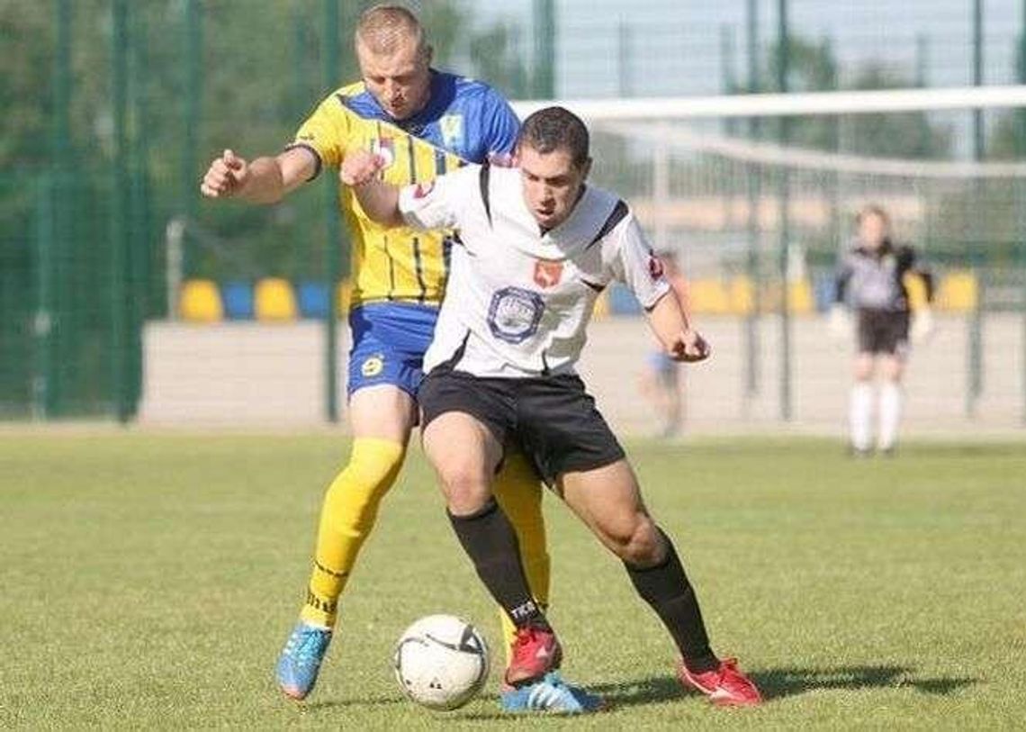 Poważna kontuzja Adisona, Orlęta szukają napastnika