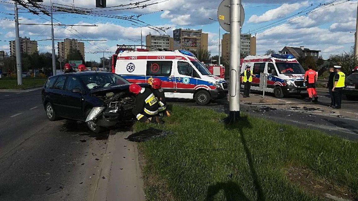 Poważny wypadek na Nadbystrzyckiej i Zana [zdjęcia]
