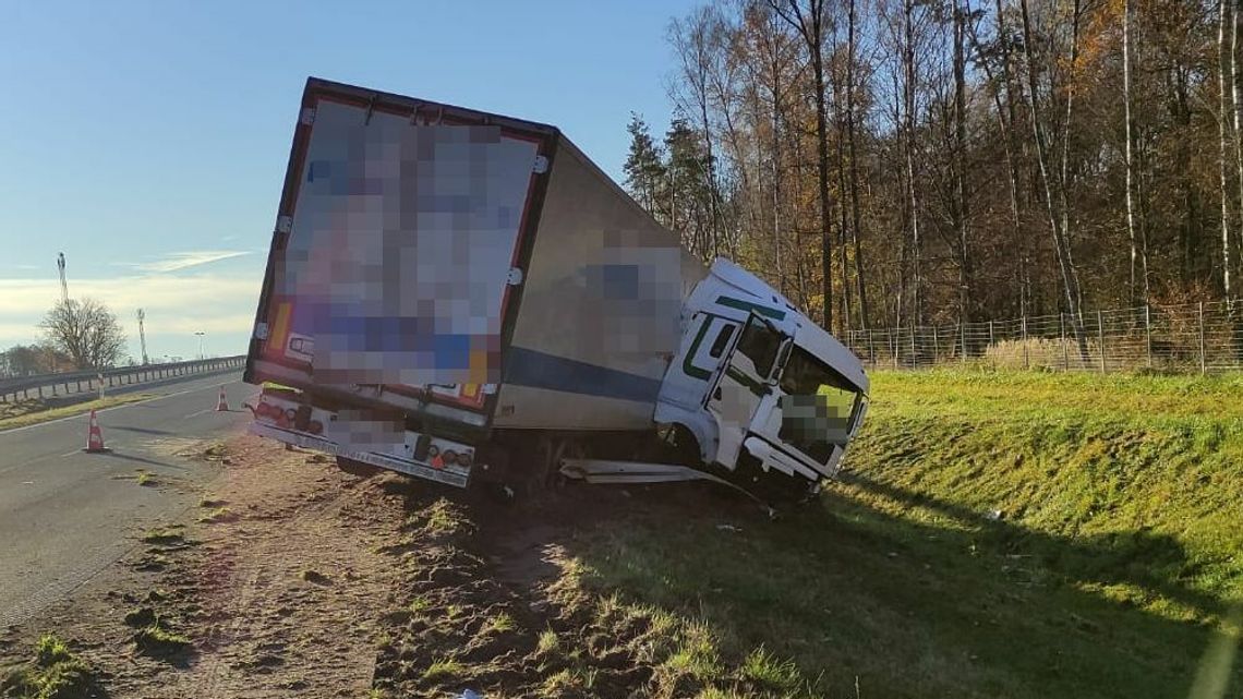 Poważny wypadek w Żyrzynie. Duże utrudnienia Poważny wypadek w Żyrzynie. Duże utrudnienia
