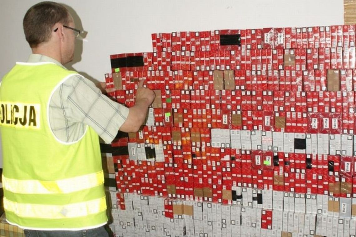 Powiadomił o napadzie, odpowie za papierosy i alkohol bez akcyzy