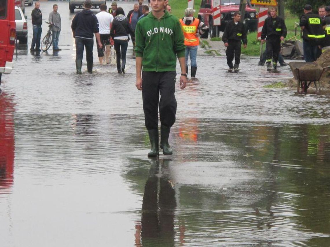 Powiat biłgorajski: Dostali pieniądze na drogi po powodzi