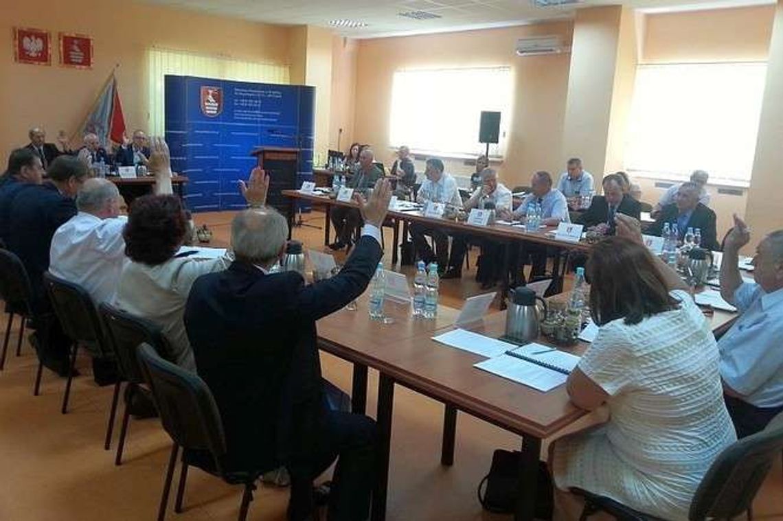 Powiat kraśnicki: 11 milionów nadwyżki, ale brak inwestycji