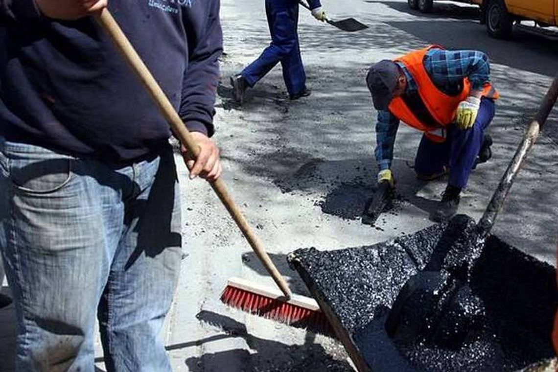 Powiat kraśnicki: Brakuje pieniędzy na remonty dróg Powiat kraśnicki: Brakuje pieniędzy na remonty dróg