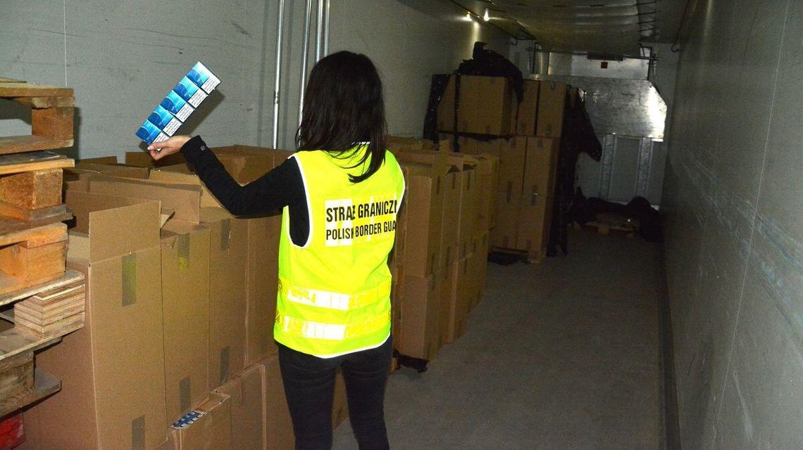 Powiat lubartowski: W kontrolowanej ciężarówce były papierosy warte milion złotych