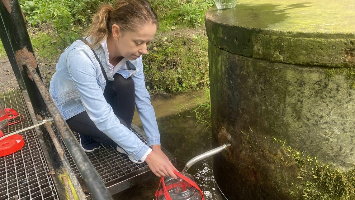 Powiat lubelski. Co się dzieje wokół popularnego źródełka? Czuć było odór fekaliów