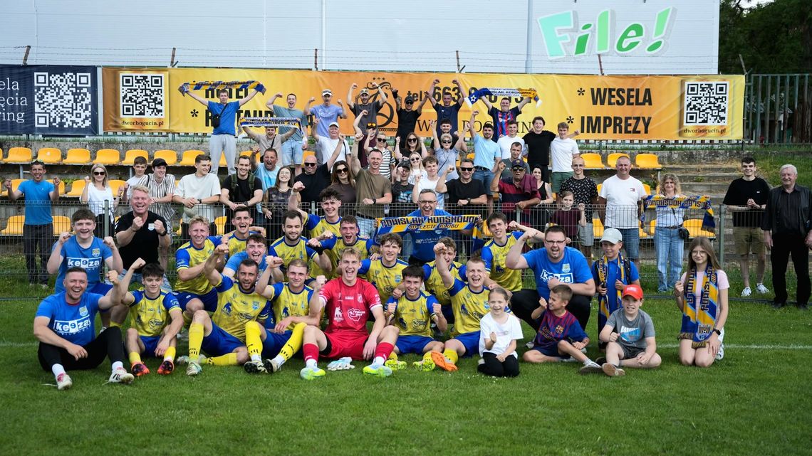 Powiślak Końskowola pokonał Cisowiankę i jest o krok od awansu do IV ligi Powiślak Końskowola pokonał Cisowiankę i jest o krok od awansu do IV ligi