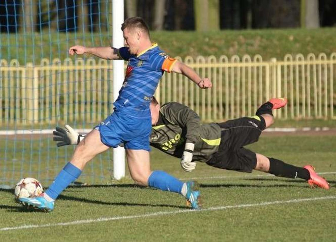 Powiślak Końskowola – Stal Kraśnik 1:3, goście mają wicelidera