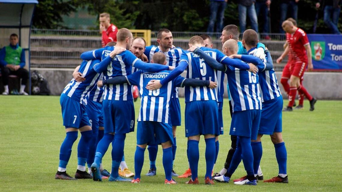 Powiślak Końskowola – Tomasovia 2:4, środowe wyniki grupy mistrzowskiej Hummel IV ligi Powiślak Końskowola – Tomasovia 2:4, środowe wyniki grupy mistrzowskiej Hummel IV ligi