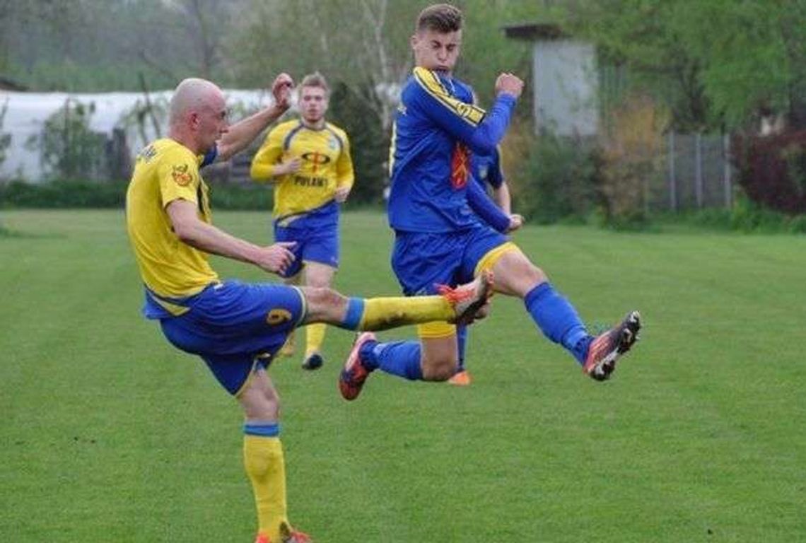 Powiślak przerwał serię porażek, a Kryształ ograł Polesie 3:0 Powiślak przerwał serię porażek, a Kryształ ograł Polesie 3:0