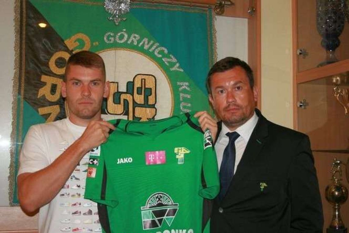 Powrót Piesia, Prusak i Mierzejewski z nowymi kontraktami