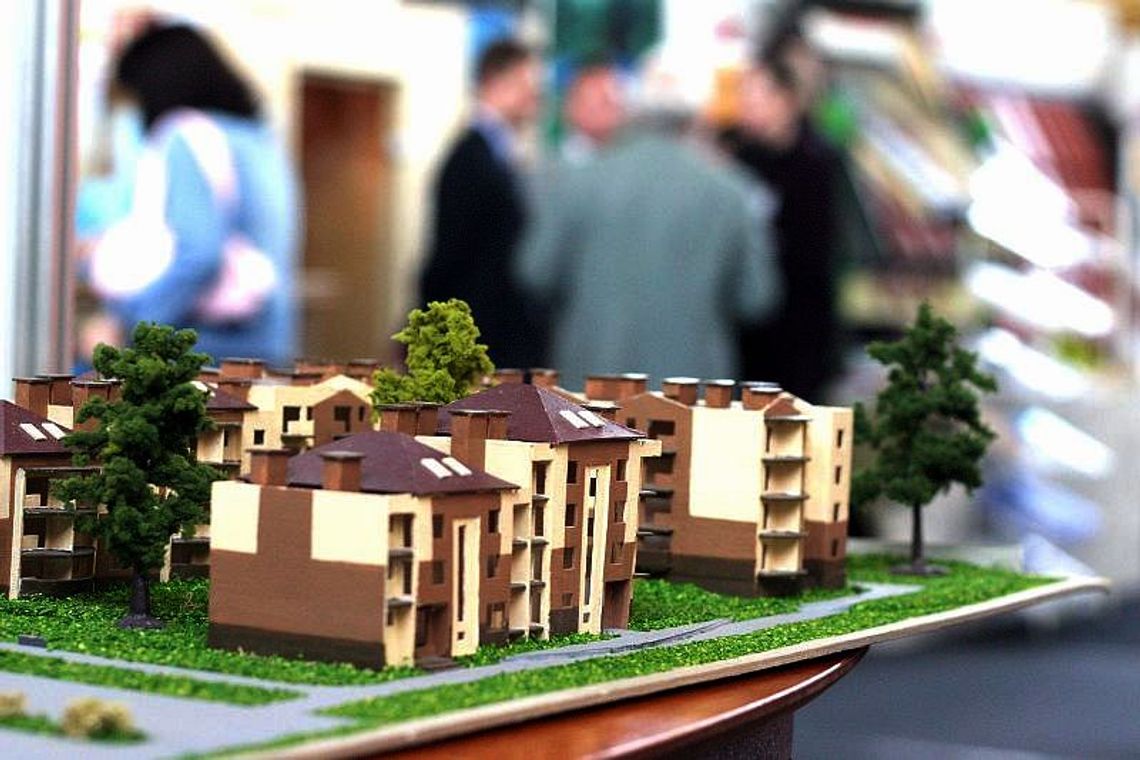 Powstaje mniej mieszkań. Branżę budowlaną ratują domy jednorodzinne