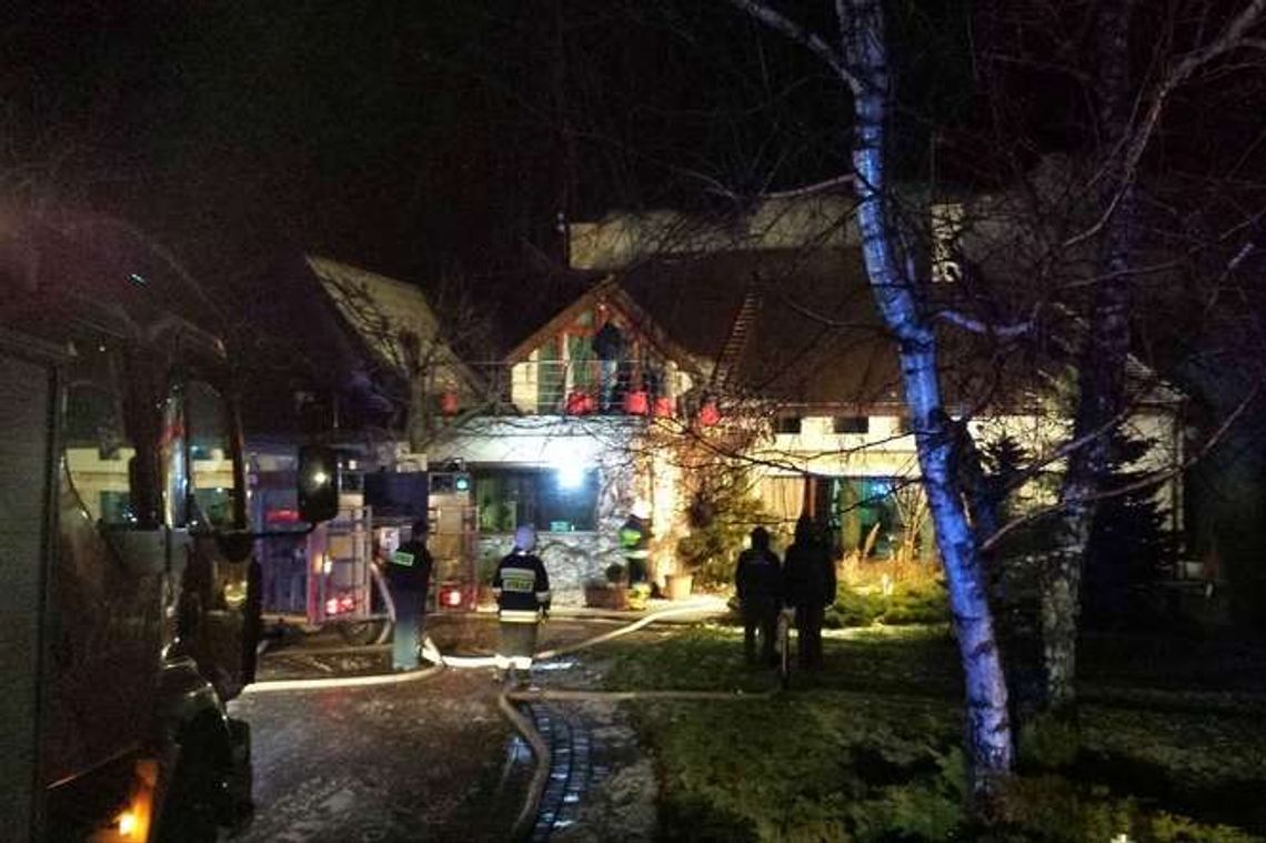Pożar domu jednorodzinnego w Motyczu [zdjęcia]