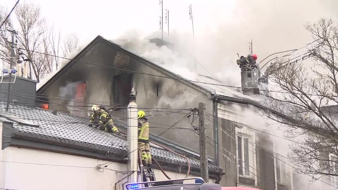 Pożar kamienicy pod Warszawą. Dwie osoby zginęły