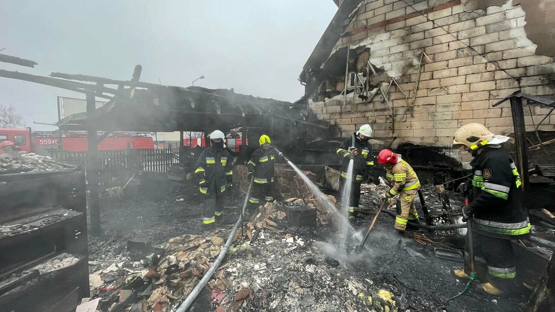 Pożar nad jeziorem Białym. Spłonął lokal gastronomiczny