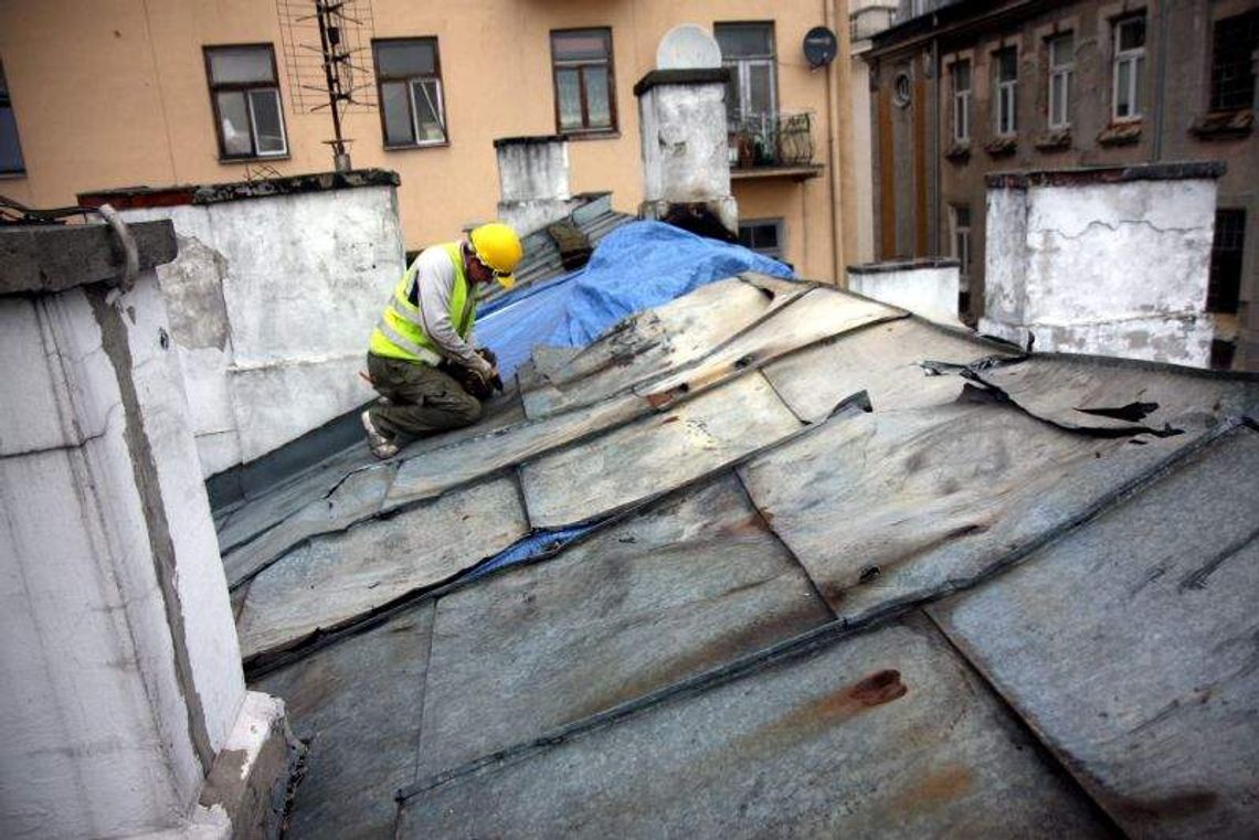 Pożar naruszył zabytkowy pałac przy ul. Królewskiej. 100 tys. zł strat