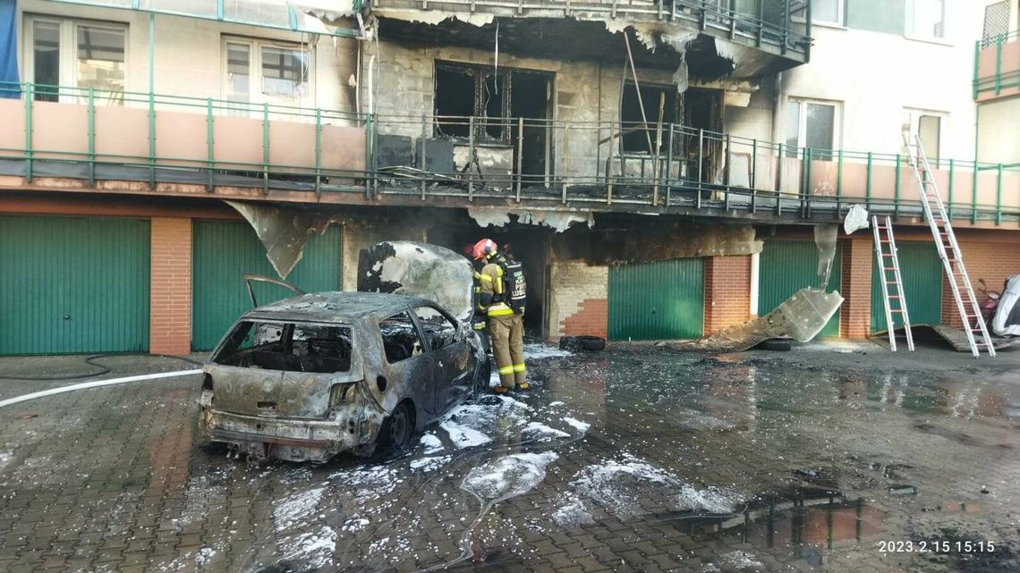 Pożar przy ul. Relaksowej w Lublinie. Nie wiadomo, czy blok nadaje się do użytkowania
