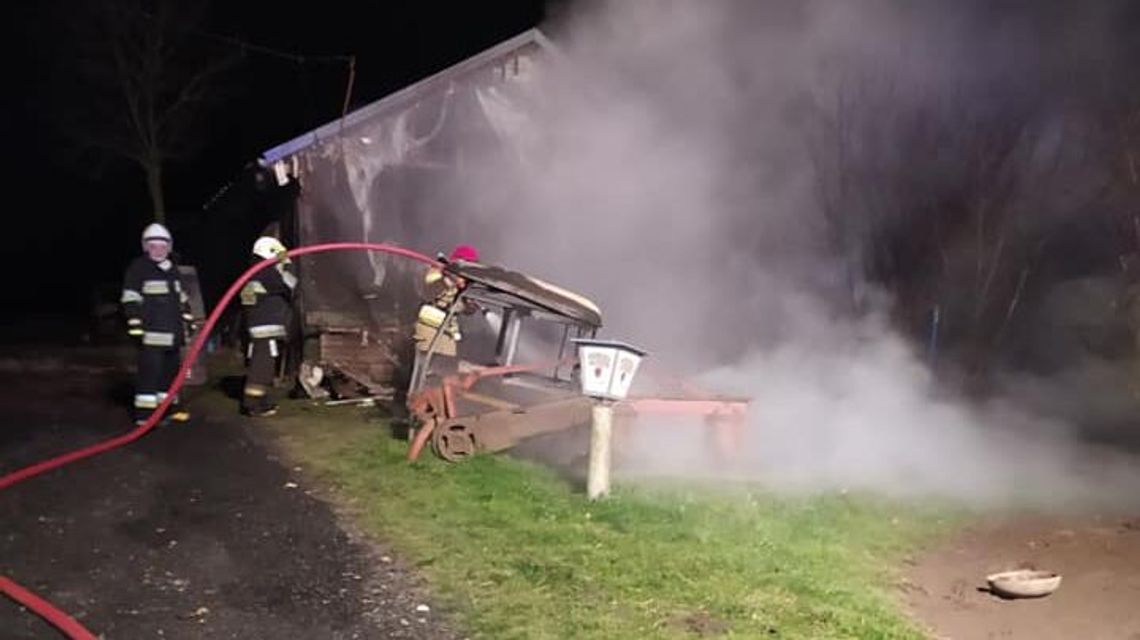 Pożar przyczepy kempingowej. Nie żyje 64-letni mężczyzna