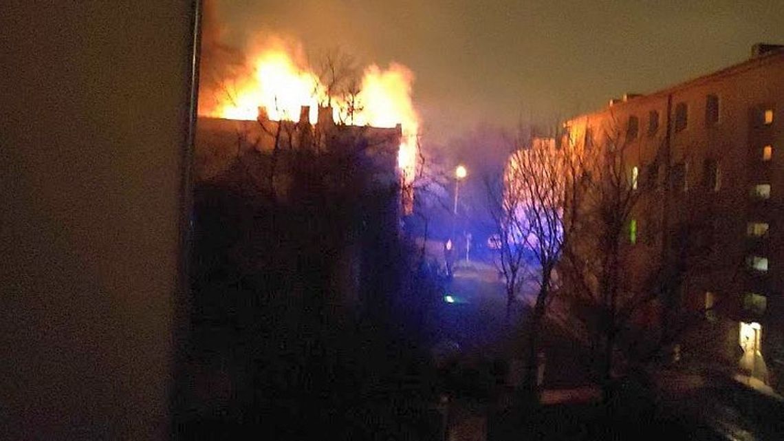 Pożar w budynku przy ul. Czwartek w Lublinie. W środku była jedna osoba