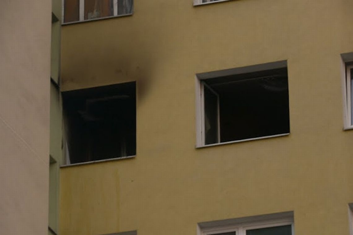 Pożar w mieszkaniu przy ul. Lwowskiej w Lublinie (zdjęcia) Pożar w mieszkaniu przy ul. Lwowskiej w Lublinie (zdjęcia)