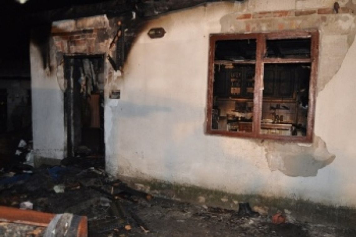Pożar w Sławatyczach. Zginął 50-latek. Jego syn jest w ciężkim stanie