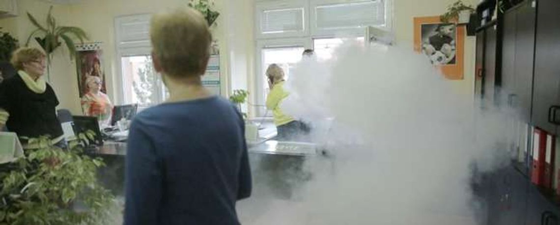 Pożar w Szpitalu Dziecięcym - ćwiczenia strażaków (zdjęcia) Pożar w Szpitalu Dziecięcym - ćwiczenia strażaków (zdjęcia)