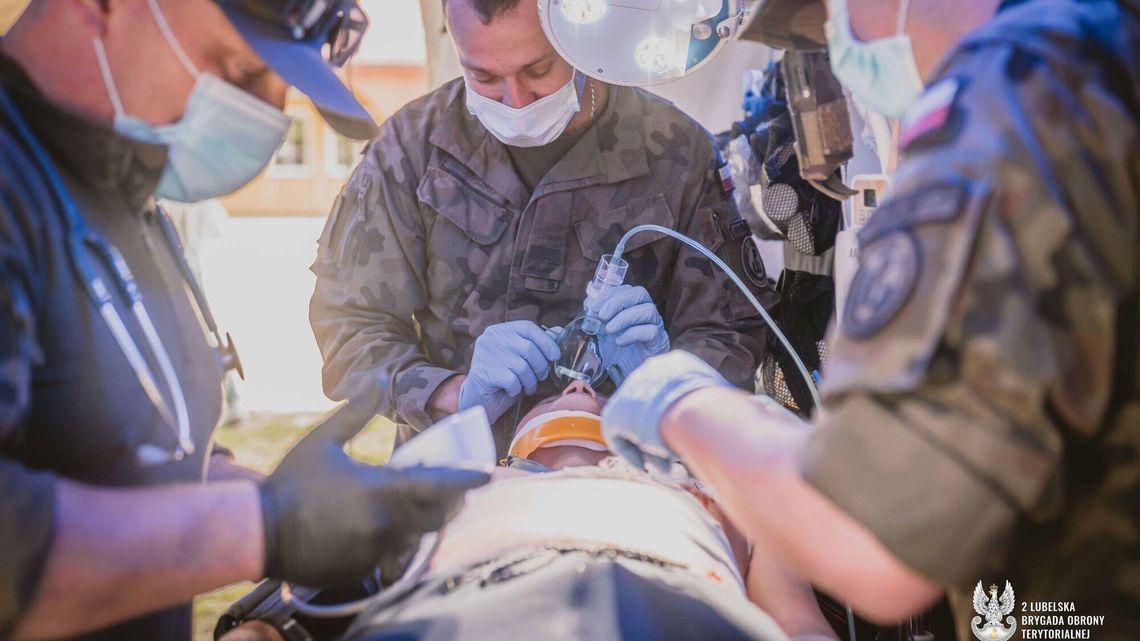 Pożar, zderzenie i szpital polowy. Terytorialsi i strażacy na ćwiczeniach