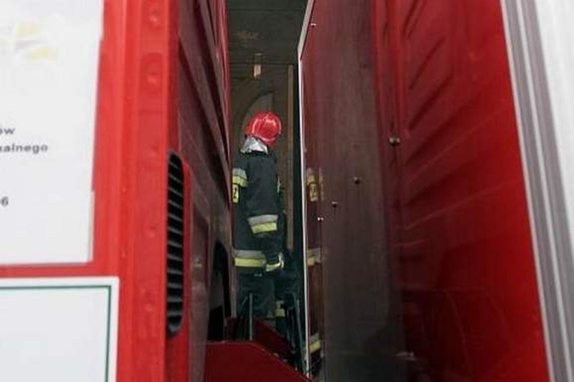 Pożary w Lublinie: Spłonął dach domu i poddasze Pożary w Lublinie: Spłonął dach domu i poddasze