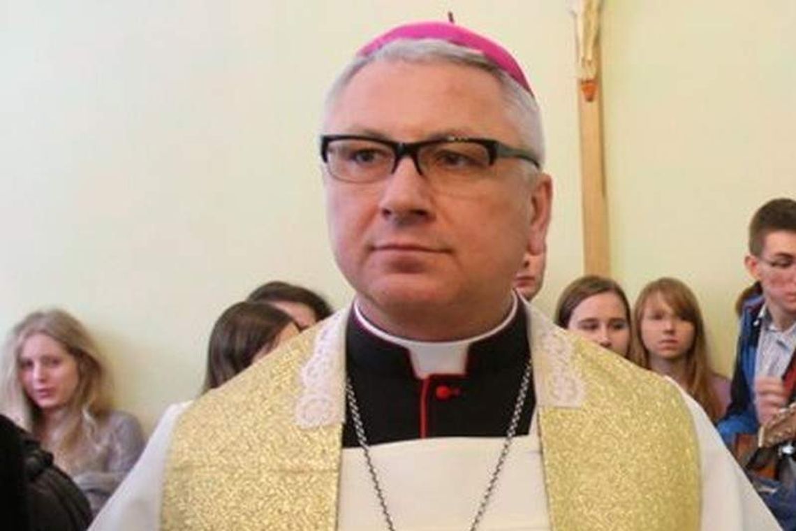 Pożegnanie biskupa. Ostatnia msza przed wyjazdem