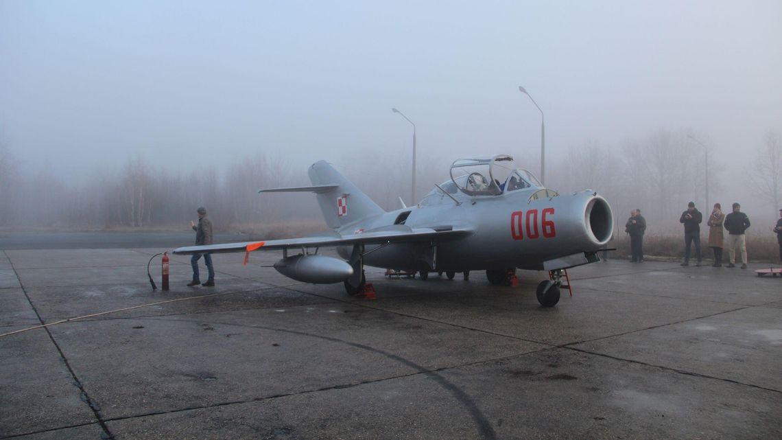 Pożegnanie z Limem i z lotnictwem w Białej Podlaskiej 