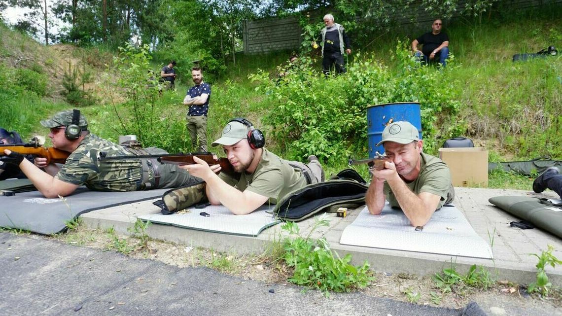 Poziom idzie w górę. Dwudniowe zawody strzeleckie o Puchar Snajpera w Lublinie i Milanowie