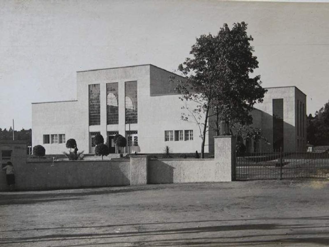Poznaj historię budynku, który \"gra\" Szpital Copernicus w serialu \"Lekarze\"