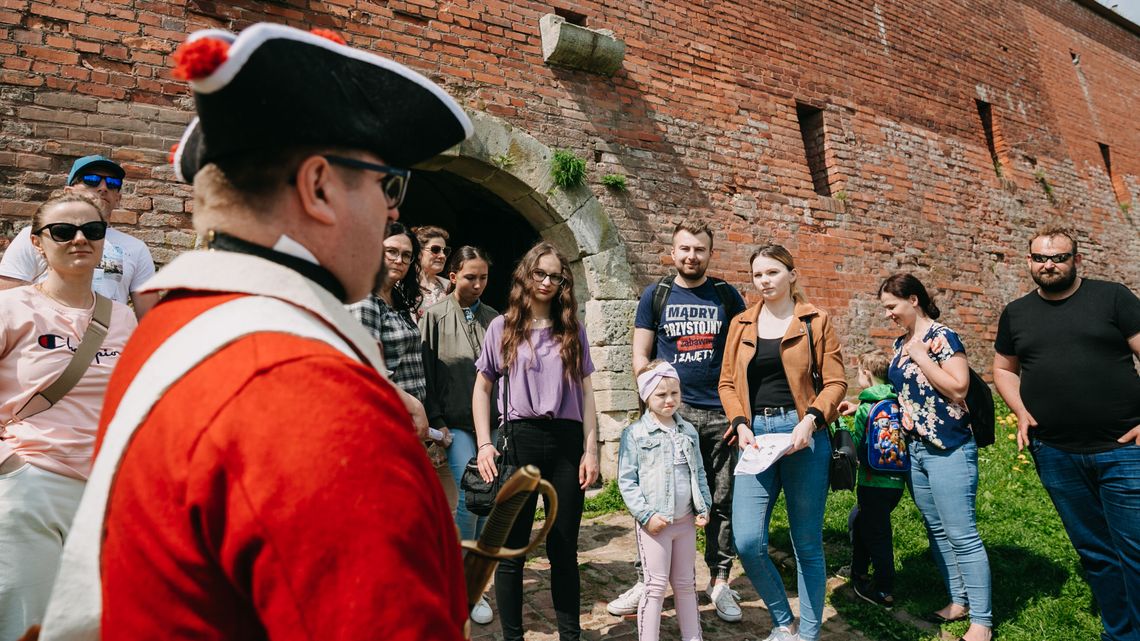 Poznali Zamość od podszewki. Zwiedzali miasto kilka godzin [zdjęcia]