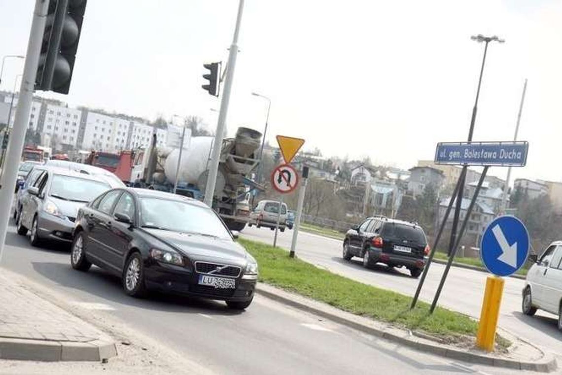Poznamy chętnych do przebudowy skrzyżowania al. Solidarności i Sikorskiego