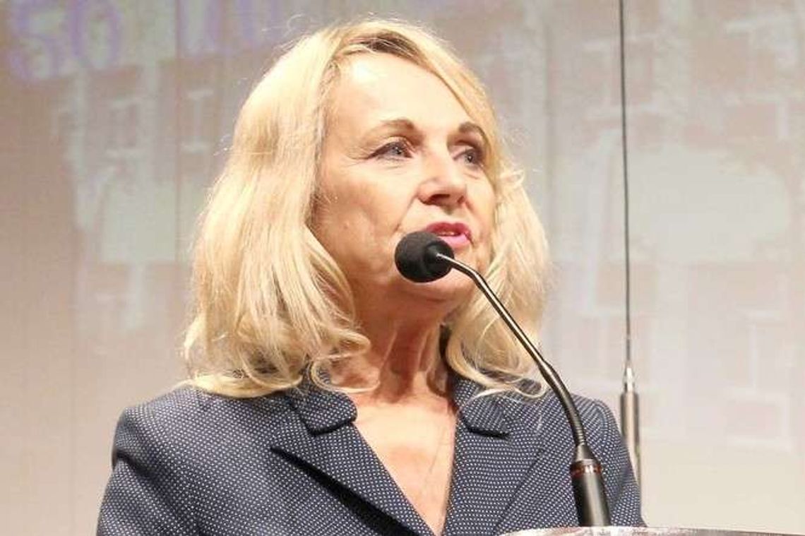 Pozwała radnego, a potem pozew wycofała. Adwokat za drogi dla wiceprezydent Puław