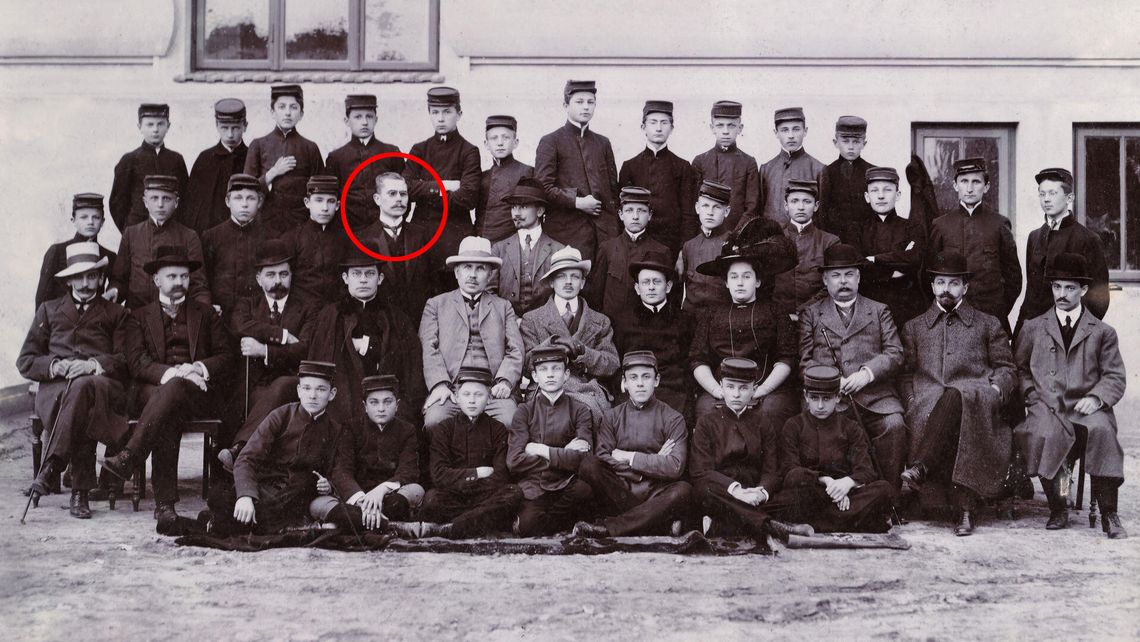 Pracował dla odradzającej się ojczyzny, w Lublinie wychował wiele pokoleń uczniów i harcerzy. Ile kosztuje nasza pamięć?