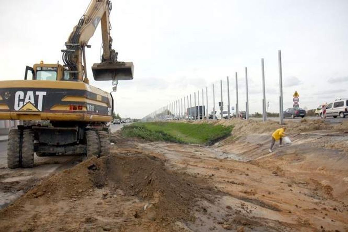 Pracowali i kradli paliwo z budowy S17