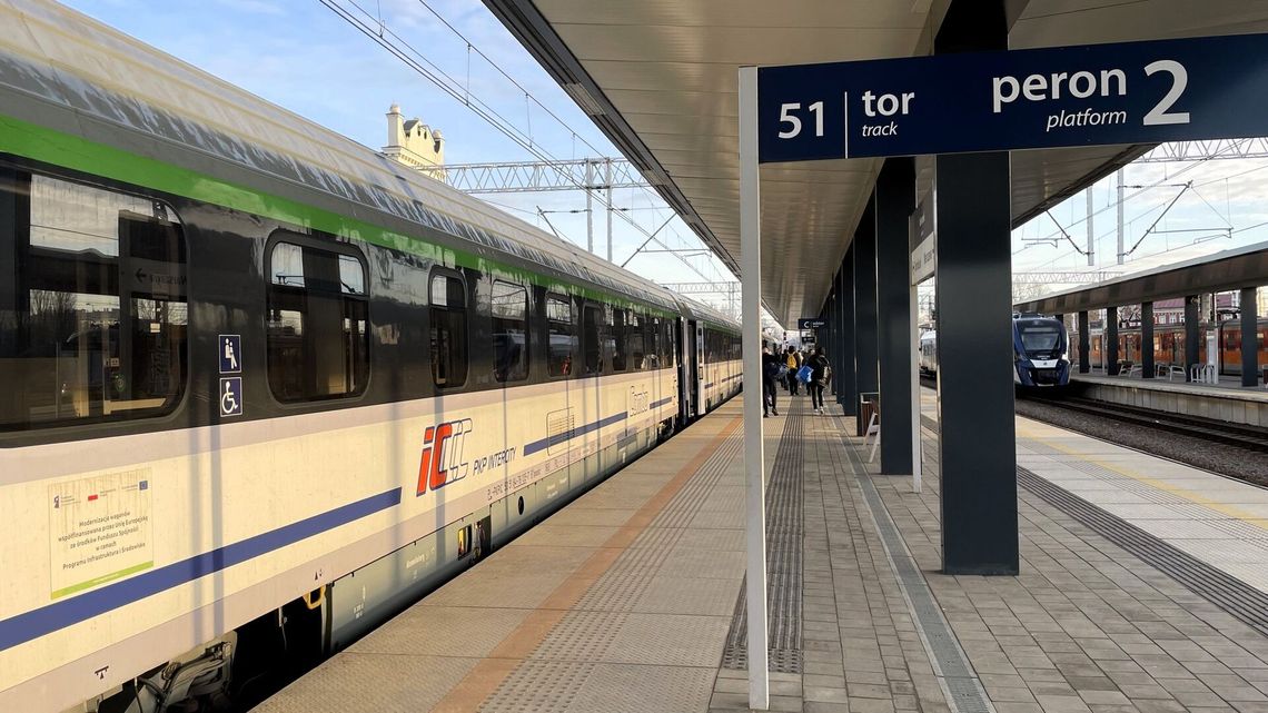 Pracowity rok PKP PLK: Nowe przystanki i perony. A po torach szybciej Pracowity rok PKP PLK: Nowe przystanki i perony. A po torach szybciej