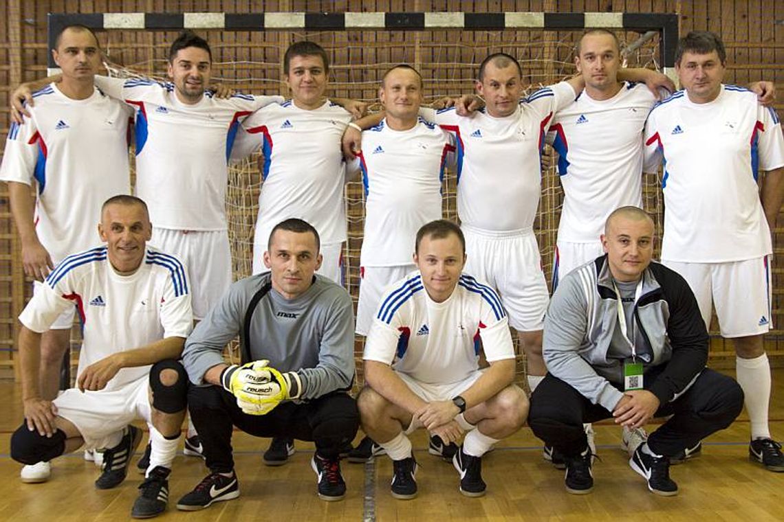 Pracownicy lotniska Lublin zagrali w piłkę nożną. Przegrali