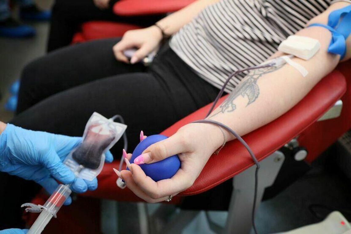 Pracownicy RCKiK ruszają w trasę. Poszukają dawców krwi, płytek i osocza