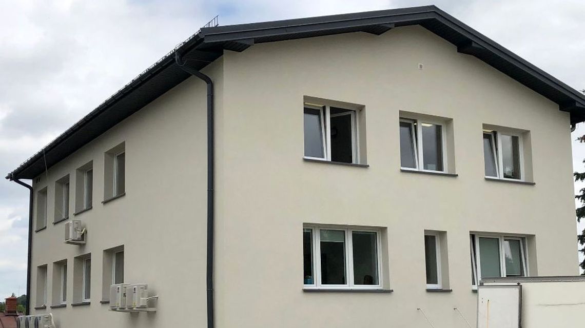 Pracownicy urzędu gminy po roku wracają do Wąwolnicy 