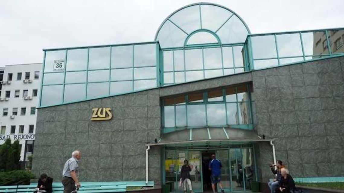 Pracownicy ZUS przyjdą do pracy ubrani na czarno Pracownicy ZUS przyjdą do pracy ubrani na czarno