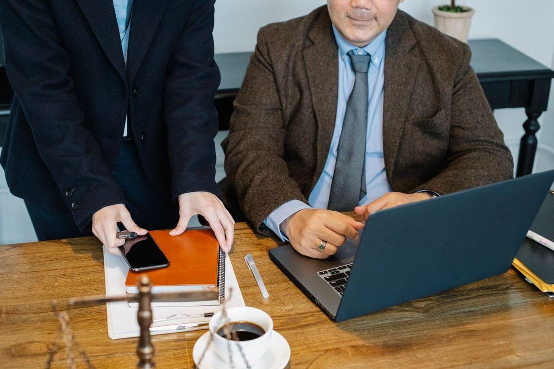 Prąd dla firm – jak negocjować korzystniejsze warunki dostaw?