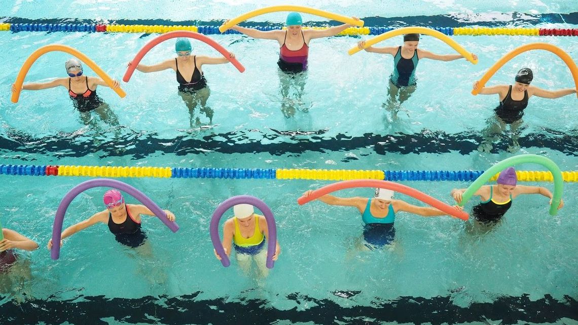 Prąd z suszarki na basenie poraził dwie dziewczynki